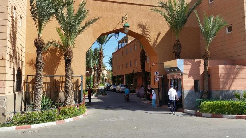 Riad A Marrakech Dans La Residence Touristique Al Qaria Assiyahia 马拉喀什 外观 照片