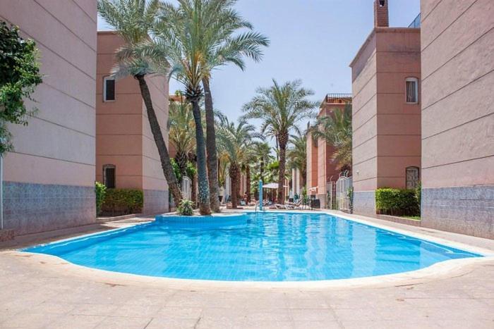 Riad A Marrakech Dans La Residence Touristique Al Qaria Assiyahia 马拉喀什 外观 照片