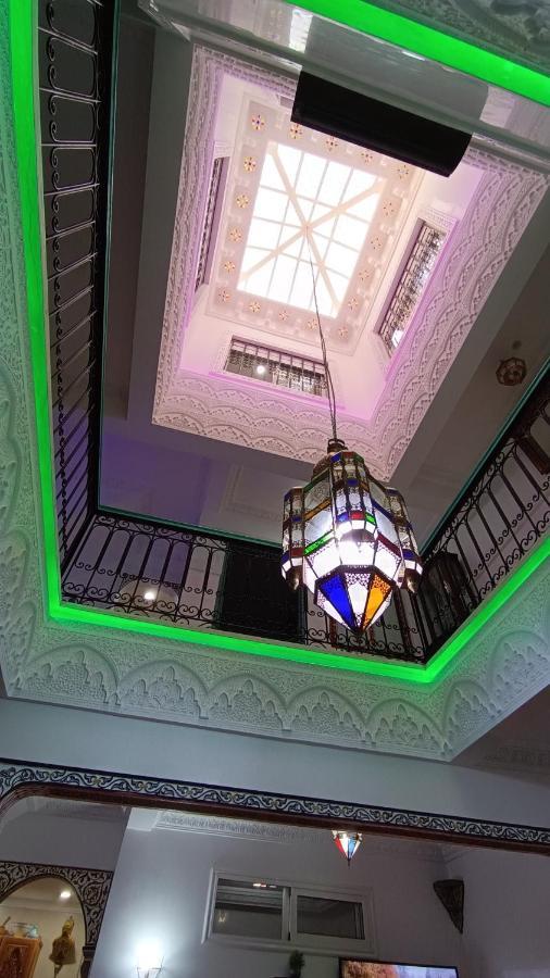 Riad A Marrakech Dans La Residence Touristique Al Qaria Assiyahia 马拉喀什 外观 照片