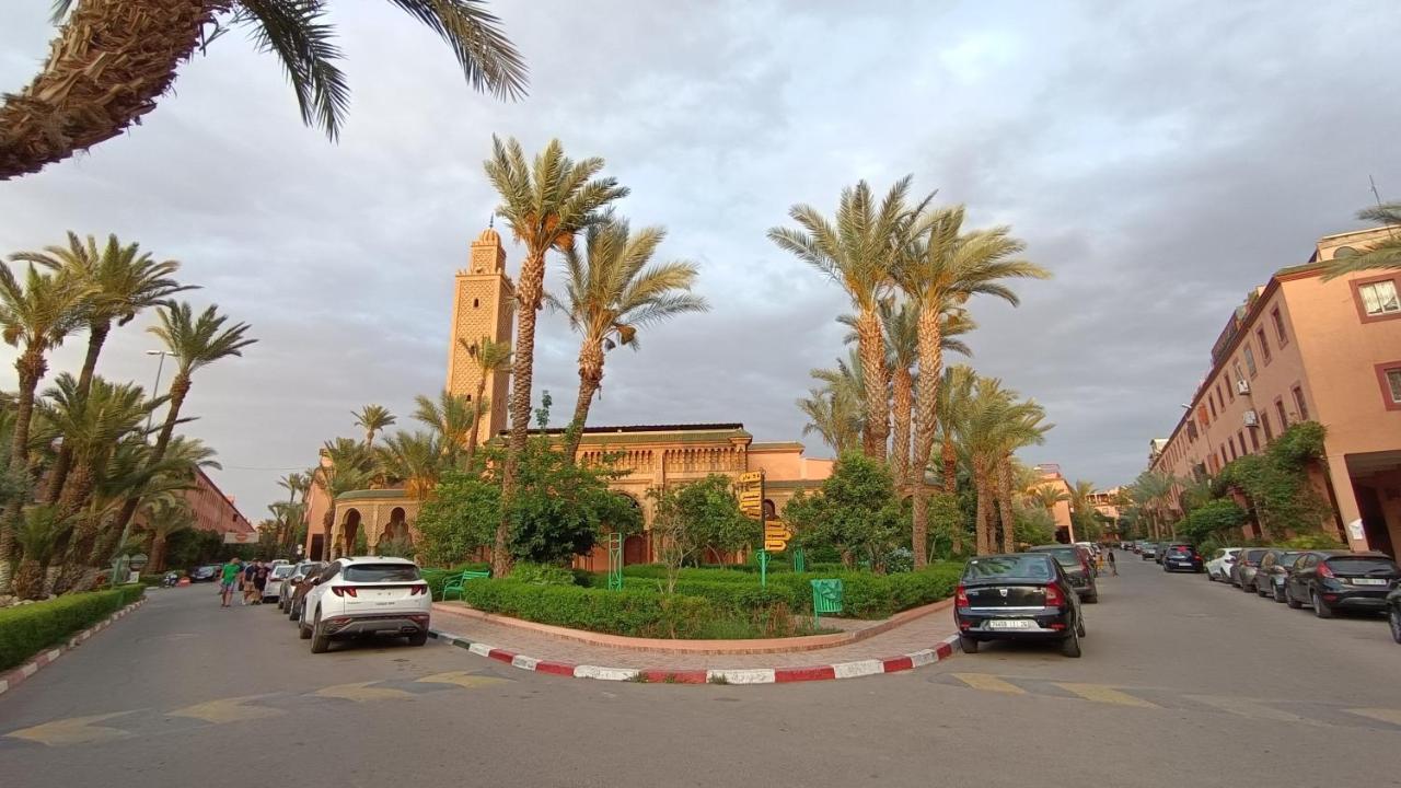 Riad A Marrakech Dans La Residence Touristique Al Qaria Assiyahia 马拉喀什 外观 照片
