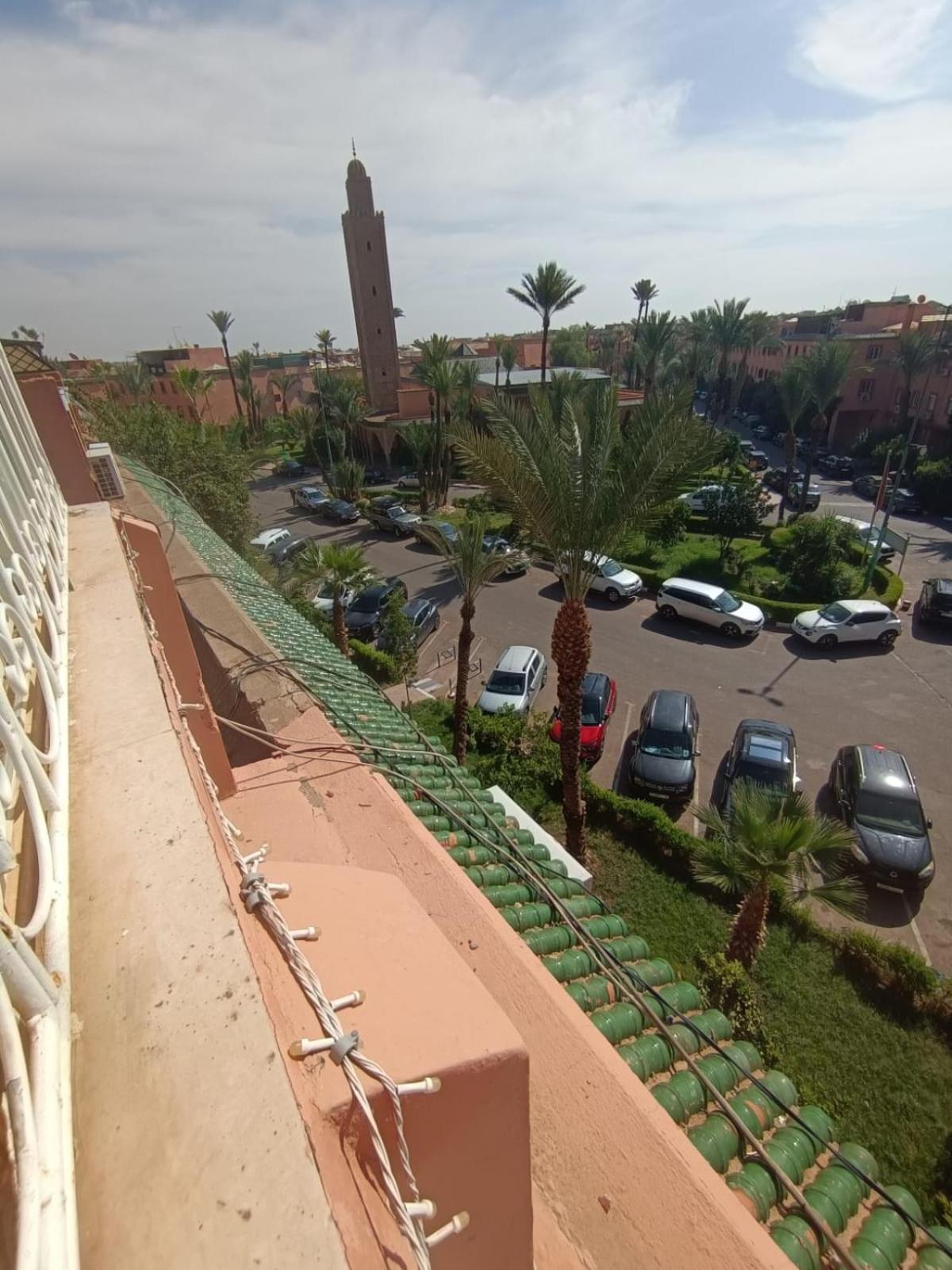 Riad A Marrakech Dans La Residence Touristique Al Qaria Assiyahia 马拉喀什 外观 照片
